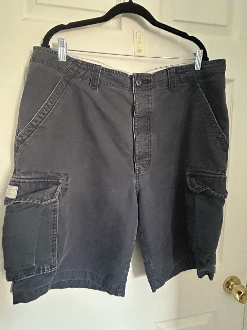 Urban Outfitters Men's Cargo Shorts — Charcoal Black